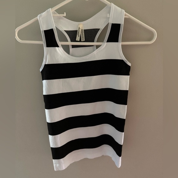 Nikibiki for Dorosi Black and White Striped Tank Top butter soft racer back OS - Picture 1 of 4